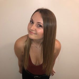 Meet your Posher, Olivia